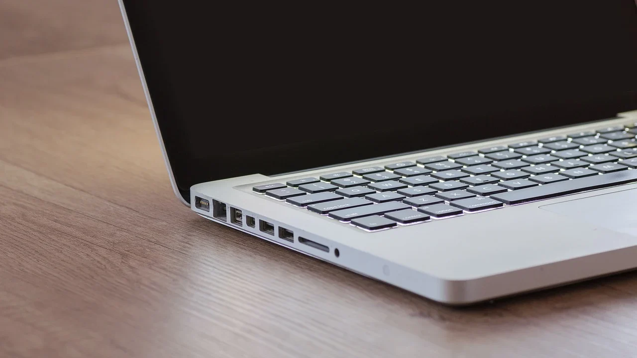 Electronic Device Beauty Tools