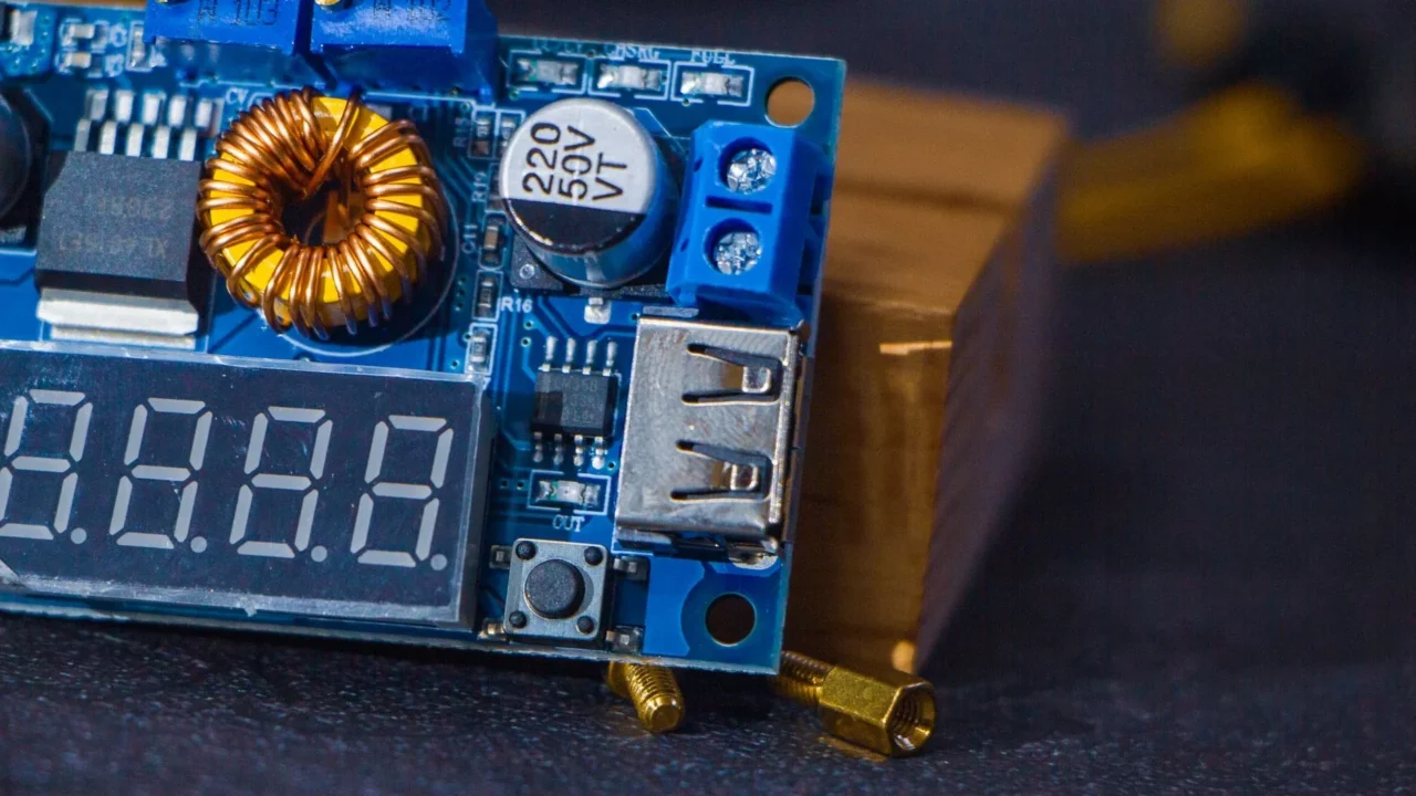 Fast Charging Digital Circuit