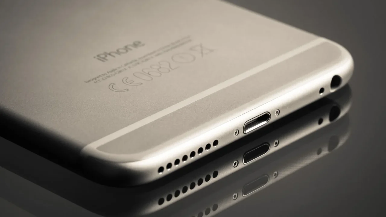 Smartphone Design Aluminium Frame