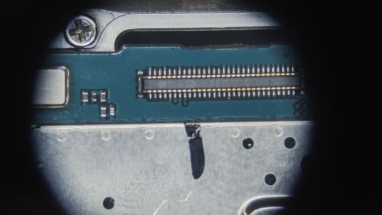 Smartphone Flagship Microchip