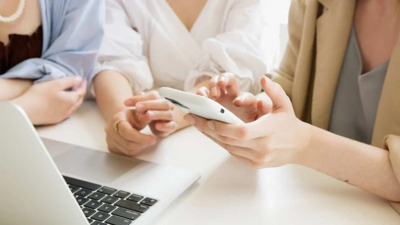 Smartphone Map Laptop Search