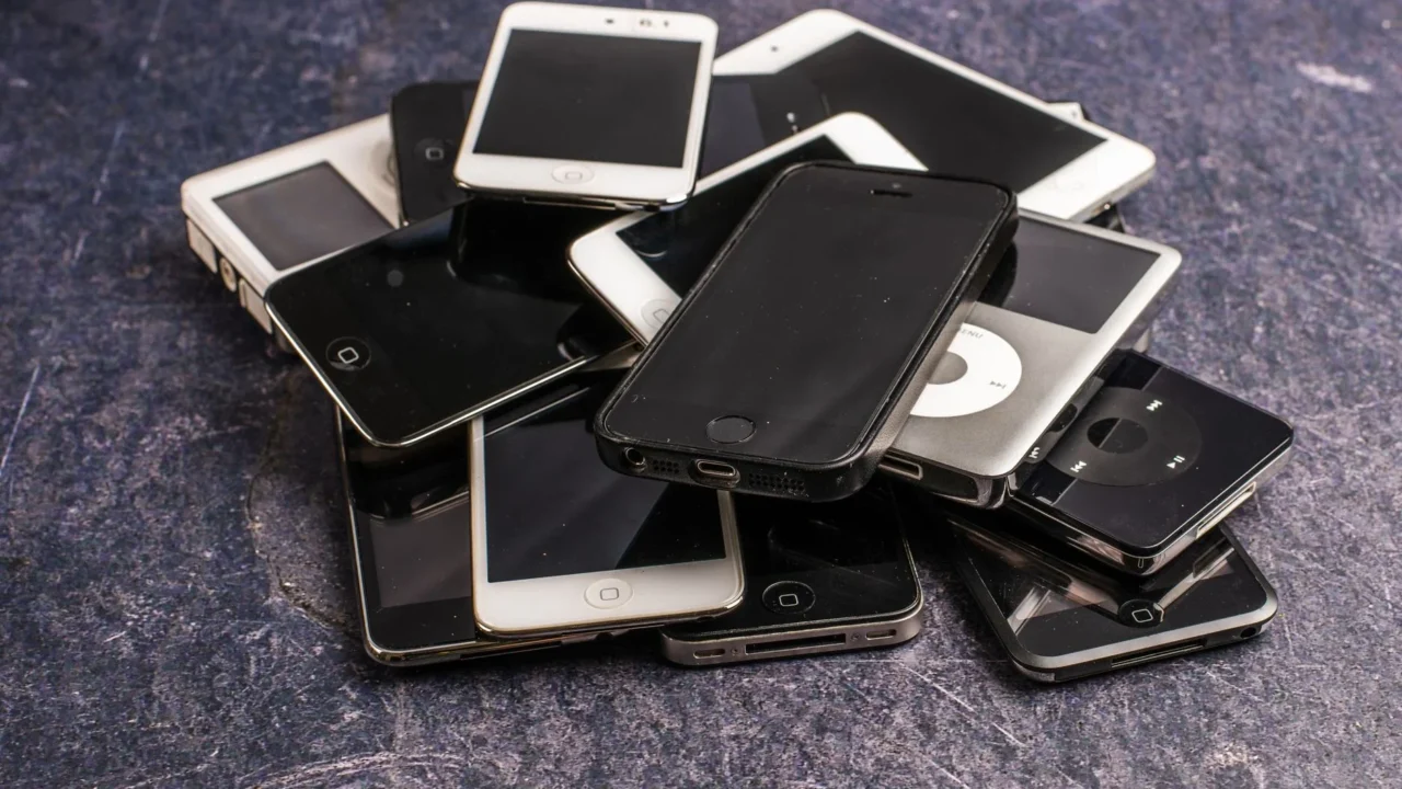 Used Smartphone Inspection
