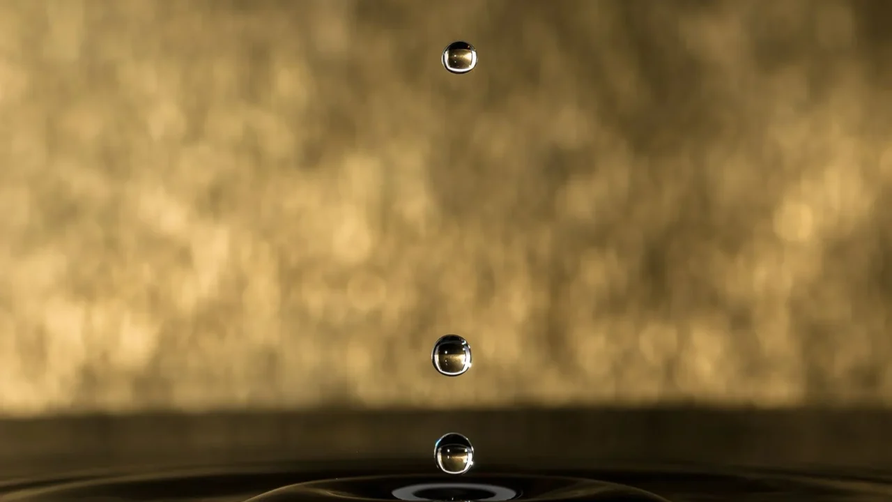 Water Drops Hair Care